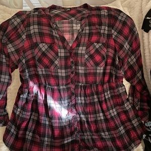 Torrid Size 3 pink and grey plaid blouse